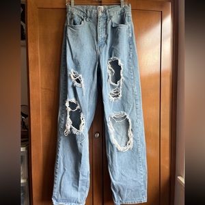 Urban Outfitters High Waisted Baggy BDG Ripped Jeans